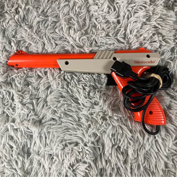 Original NES Nintendo Zapper Gun 1985 - Picture 2 of 5